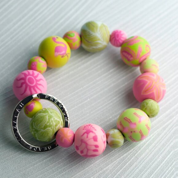 102 JILZARAH Handcrafted Polymer Clay Bead Bracelet Keychain Flamingo Pink - Picture 2 of 2
